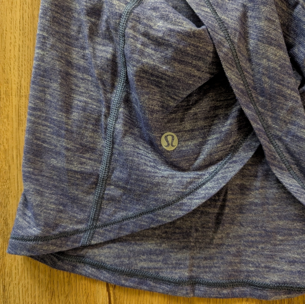 Lululemon tank top SKU303 - Picture 3 of 3